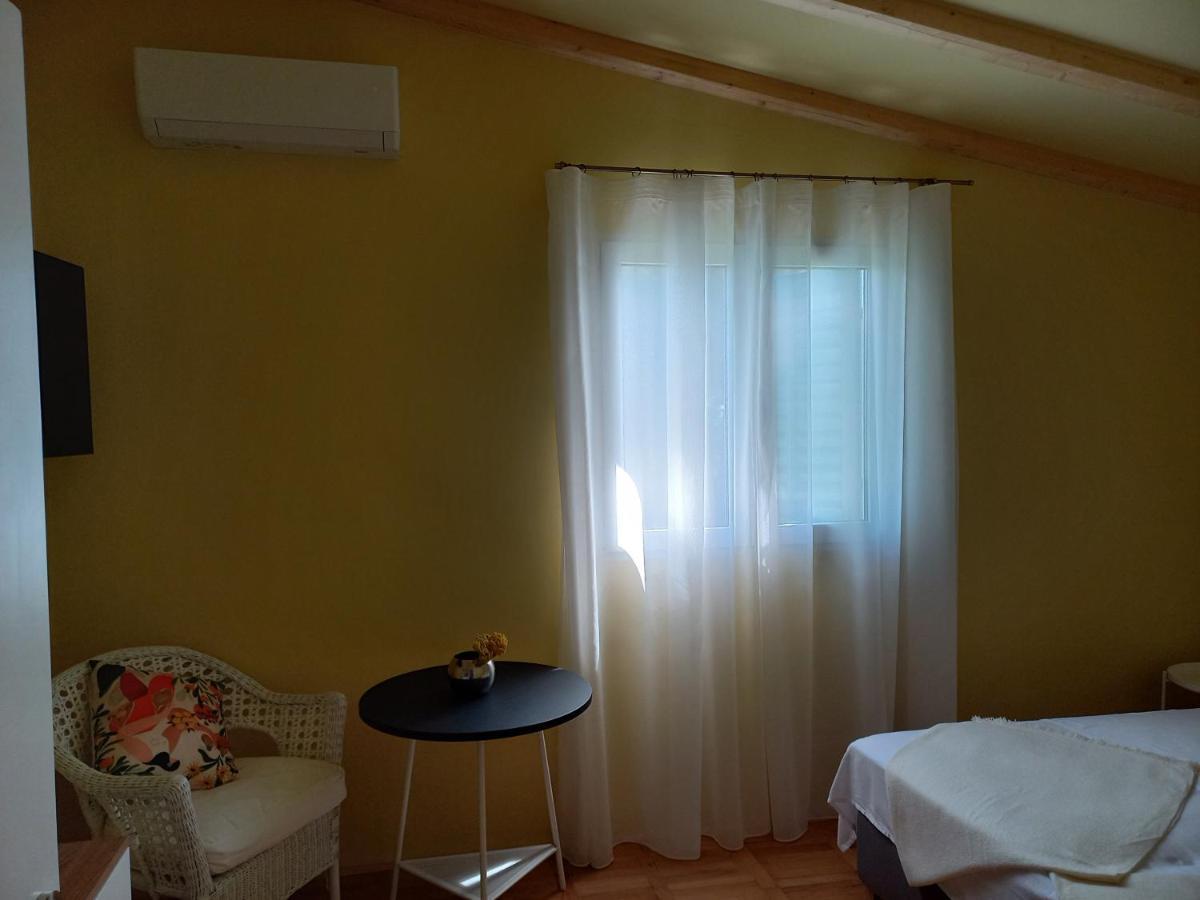 Unique Residence With Garden And Sea View Split Zewnętrze zdjęcie